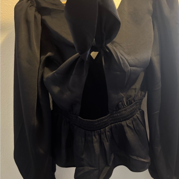 Black long sleeve blouse with an open back bow tie - Picture 4 of 4